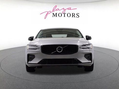 Used 2023 Volvo S60 B5 Plus AWD/4WD image 2
