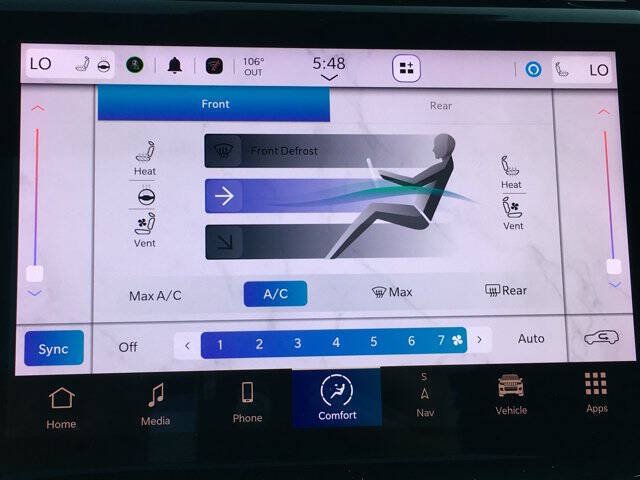 Certified 2025 Jeep Grand Cherokee L Limited w/ Luxury Tech Group II AWD/4WD image 22