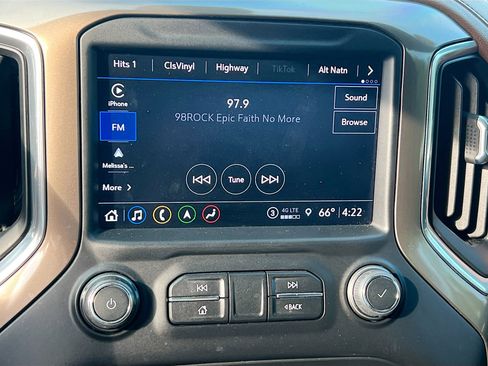 Used 2022 Chevrolet Silverado 3500 High Country image 28