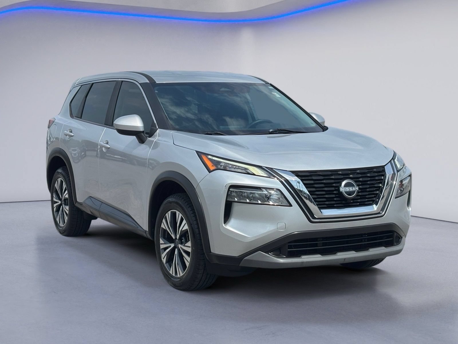 Used 2023 Nissan Rogue SV AWD/4WD image 5