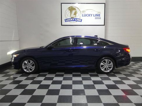 Used 2019 Honda Accord LX image 7