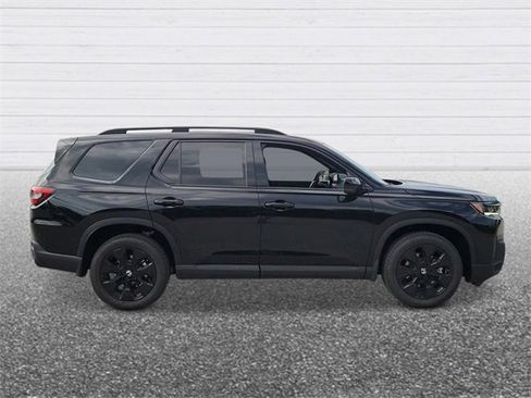 New 2026 Honda Pilot Black Edition image 6