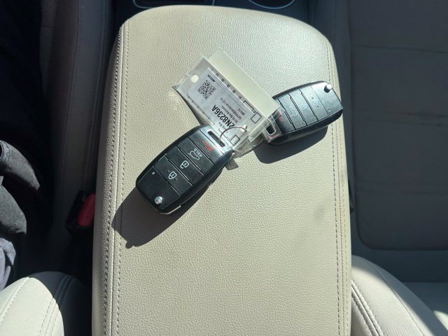 Used 2018 Kia Sorento EX AWD/4WD image 11