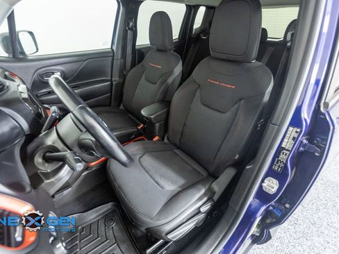 Used 2020 Jeep Renegade Trailhawk w/ Cold Weather Group image 25