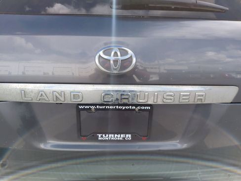 Used 2013 Toyota Land Cruiser AWD/4WD image 13