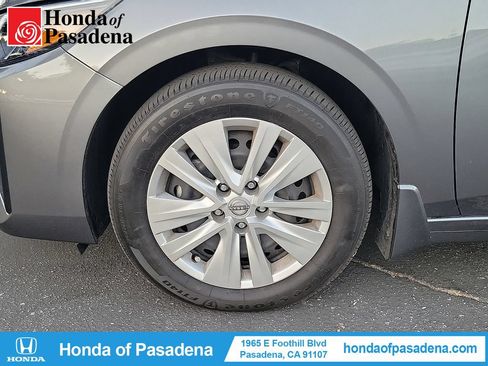 Used 2025 Nissan Sentra S w/ Trunk Package FWD image 30