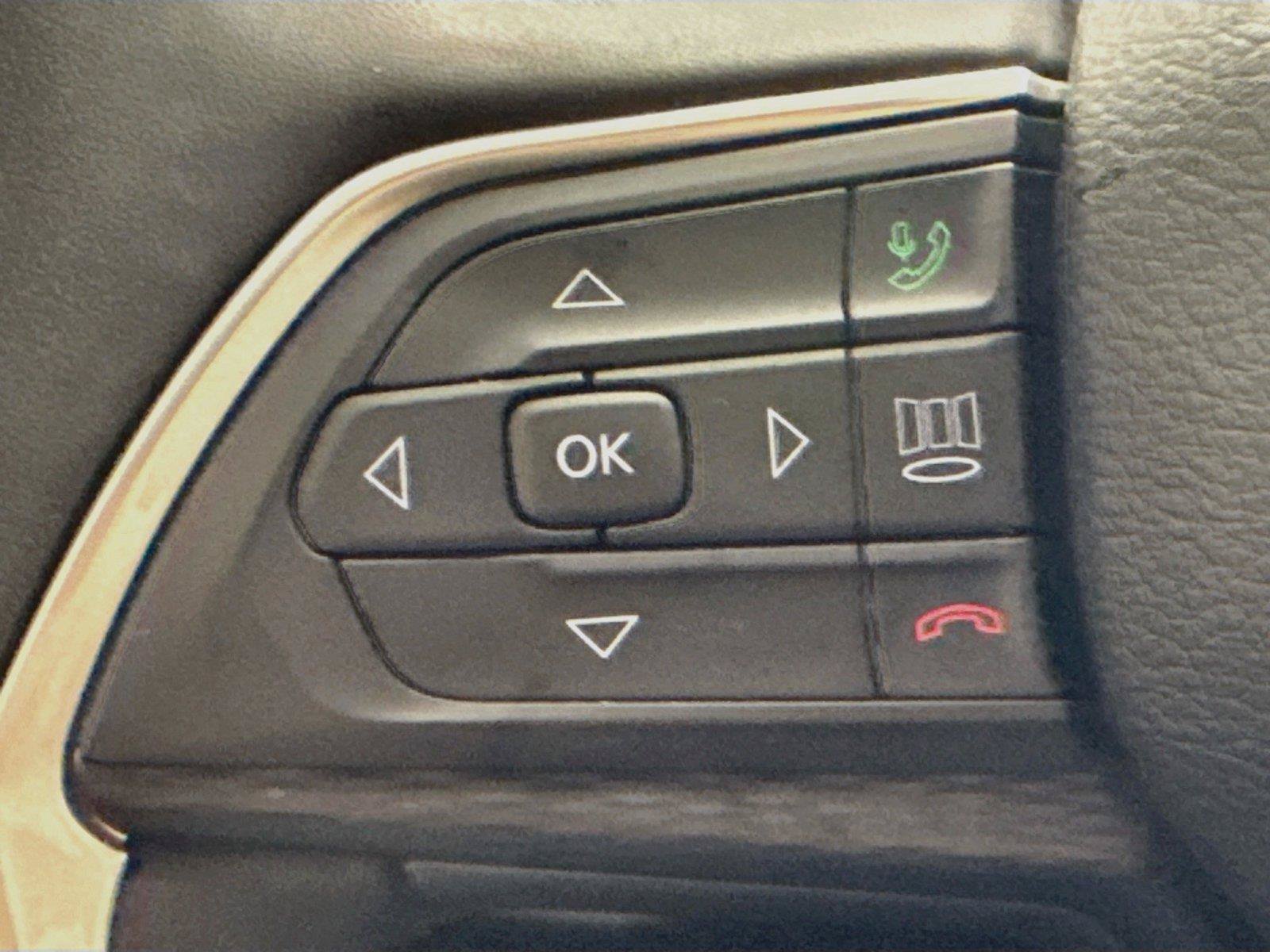 Used 2023 Jeep Grand Cherokee Altitude RWD image 14