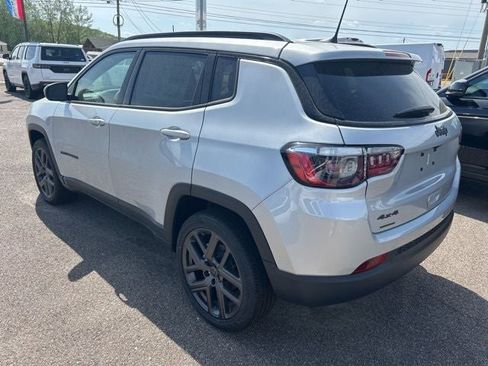 New 2026 Jeep Compass Latitude image 6
