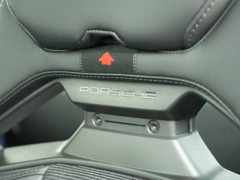 Certified 2026 Porsche 911 GT3 RWD image 36