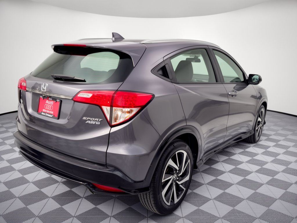 Used 2020 Honda HR-V Sport image 9