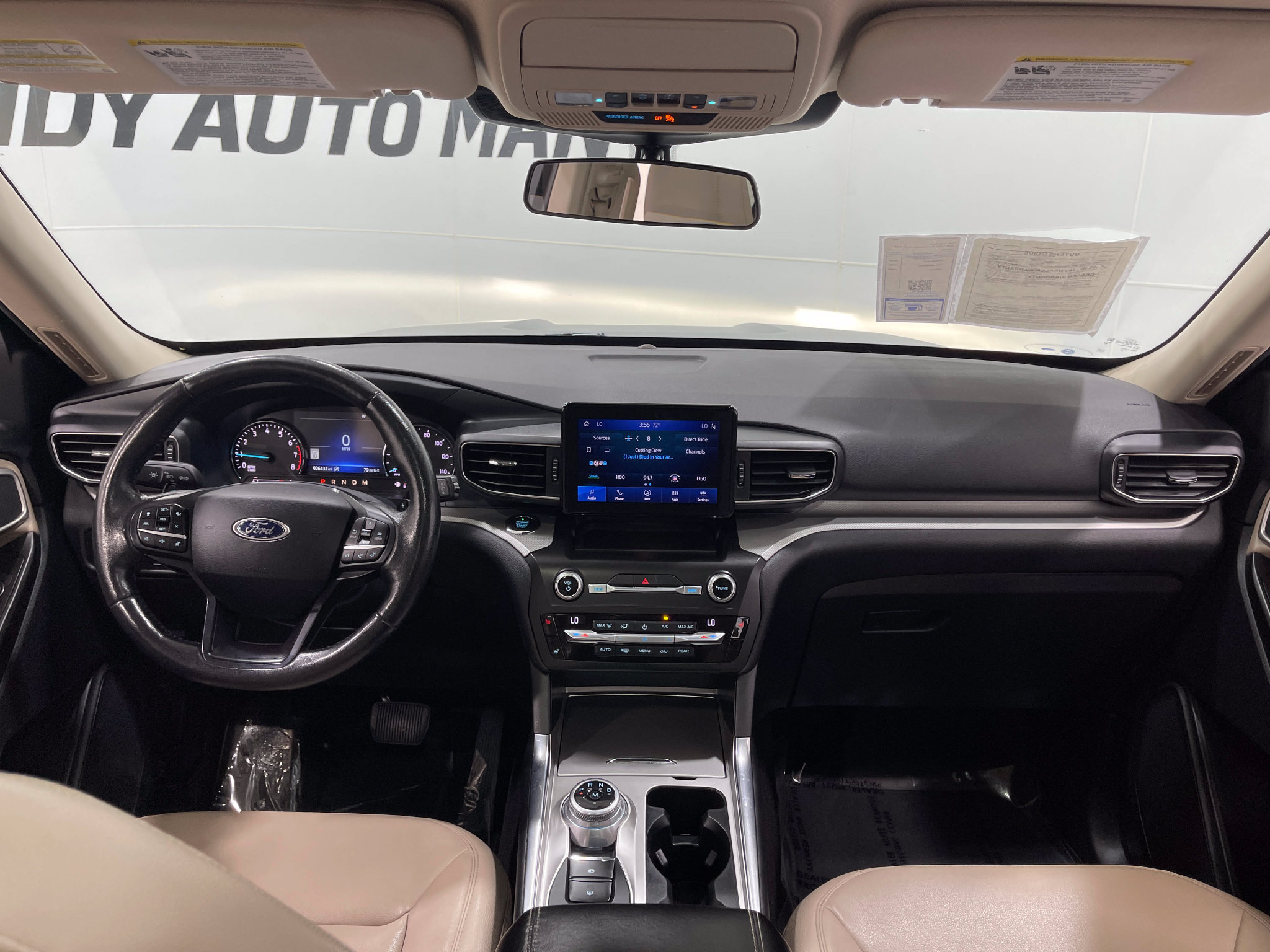 Used 2020 Ford Explorer XLT w/ Equipment Group 202A AWD/4WD image 19