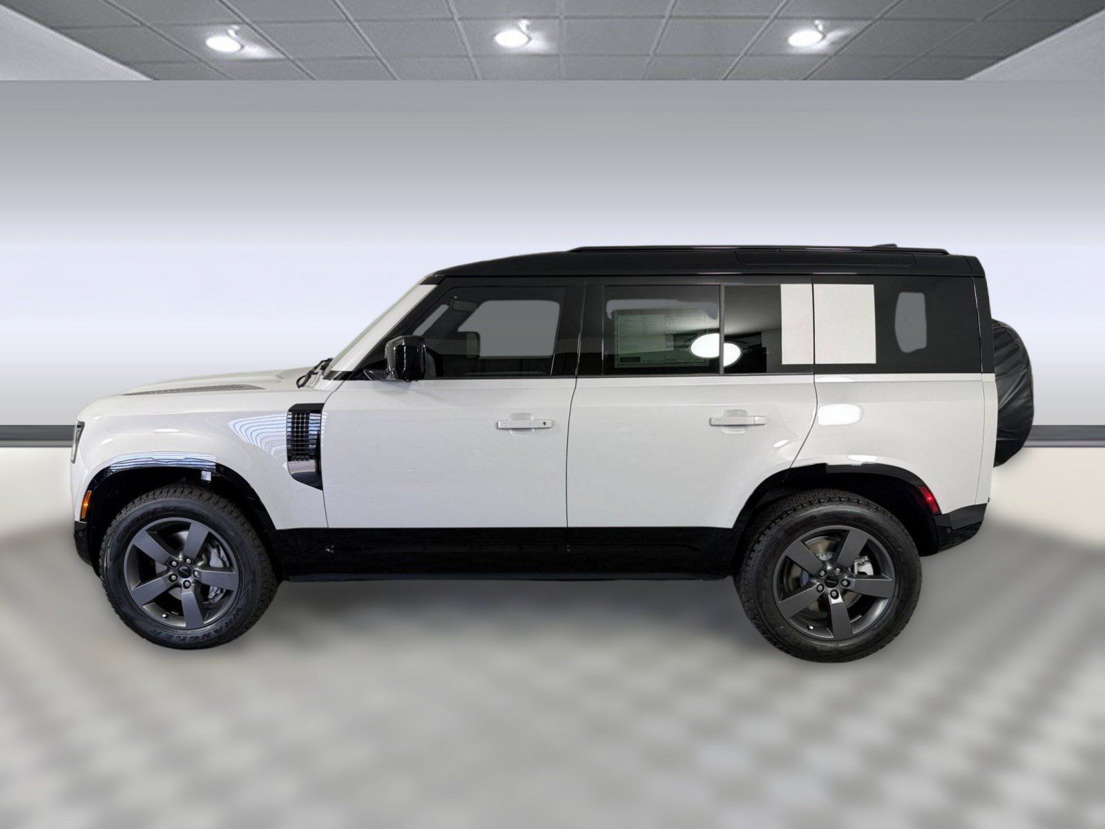 New 2026 Land Rover Defender 110 X-Dynamic SE AWD/4WD image 2