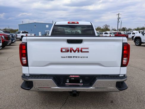 New 2026 GMC Sierra 1500 Pro image 4
