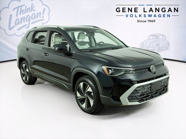 New 2026 Volkswagen Taos SE AWD/4WD image 3