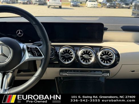 Used 2024 Mercedes-Benz CLA 250 4MATIC image 14