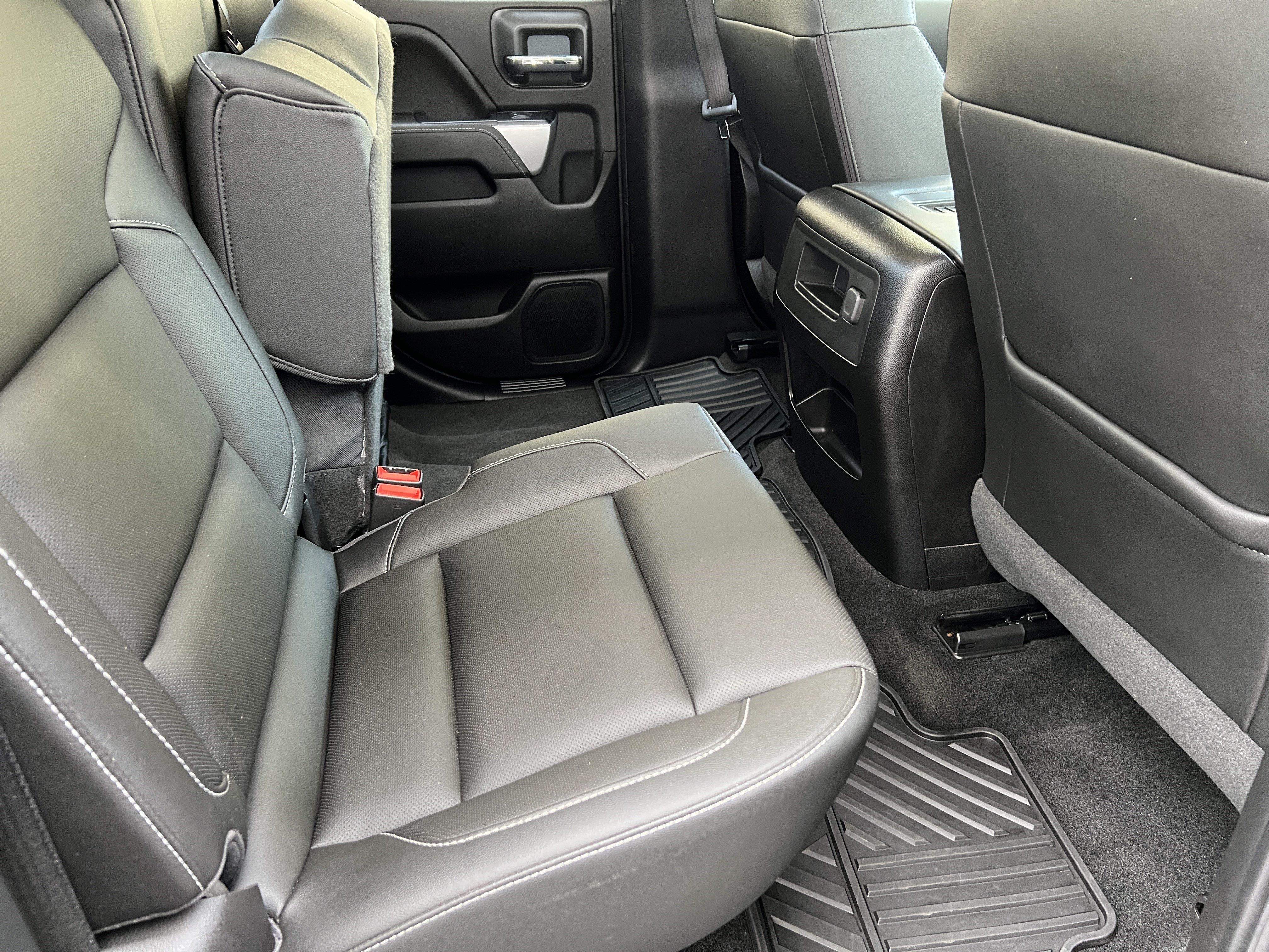 Used 2018 Chevrolet Silverado 1500 LTZ Z71 AWD/4WD image 17