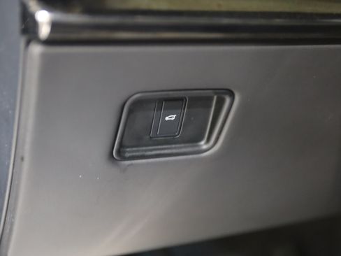 Used 2025 Land Rover Range Rover Sport Dynamic SE AWD/4WD image 19