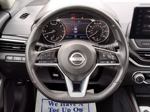Used 2024 Nissan Altima 2.5 SR w/ SR Premium Package image 17