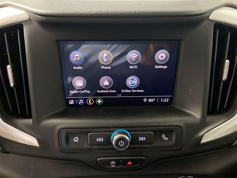 Used 2023 GMC Terrain SLE w/ Driver Convenience Package image 16