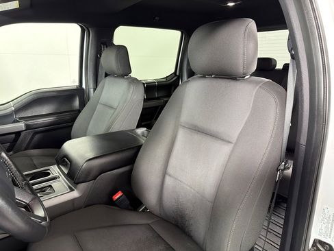 Used 2018 Ford F150 XLT w/ Equipment Group 302A Luxury AWD/4WD image 11