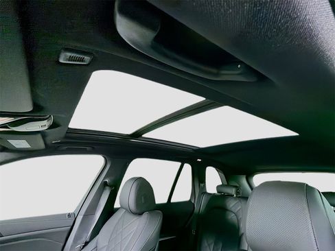 New 2026 BMW X5 xDrive40i w/ M Sport Package image 15