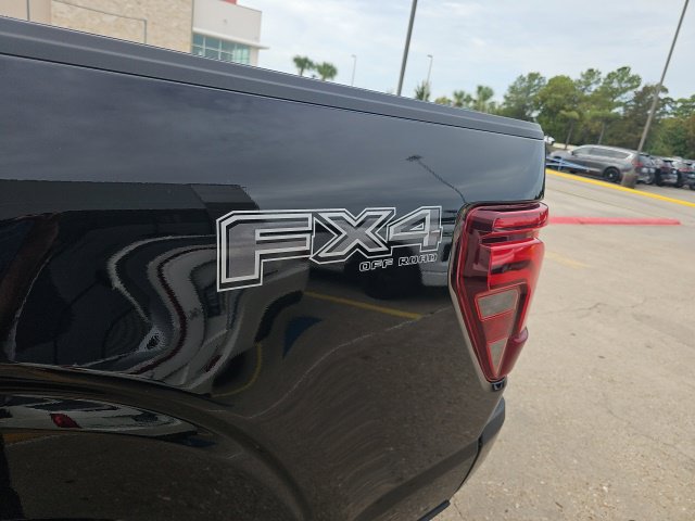 Used 2025 Ford F150 Platinum w/ Equipment Group 702A High AWD/4WD image 4