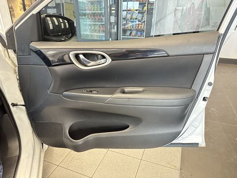 Used 2017 Nissan Sentra SV w/ Style Package image 30