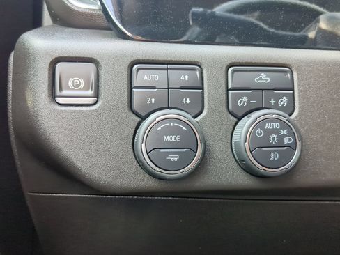 Used 2024 Chevrolet Silverado 1500 RST AWD/4WD image 22