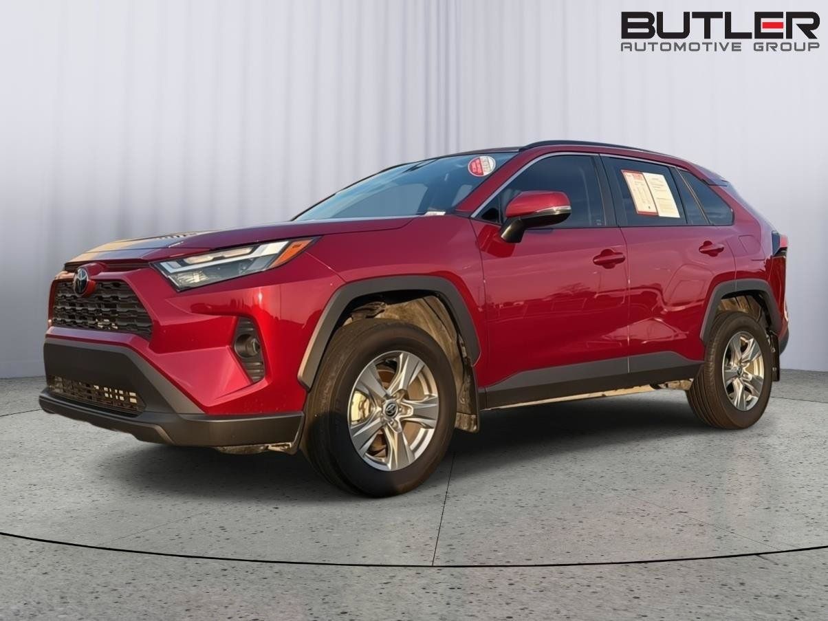 Certified 2025 Toyota RAV4 XLE w/ Convenience Package FWD image 2