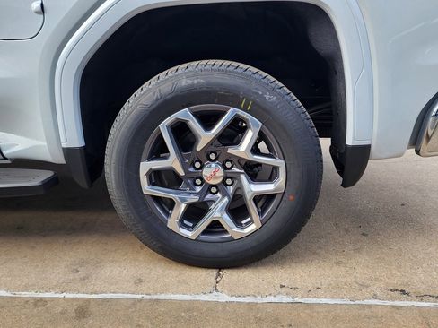 New 2026 GMC Sierra 1500 SLT image 52