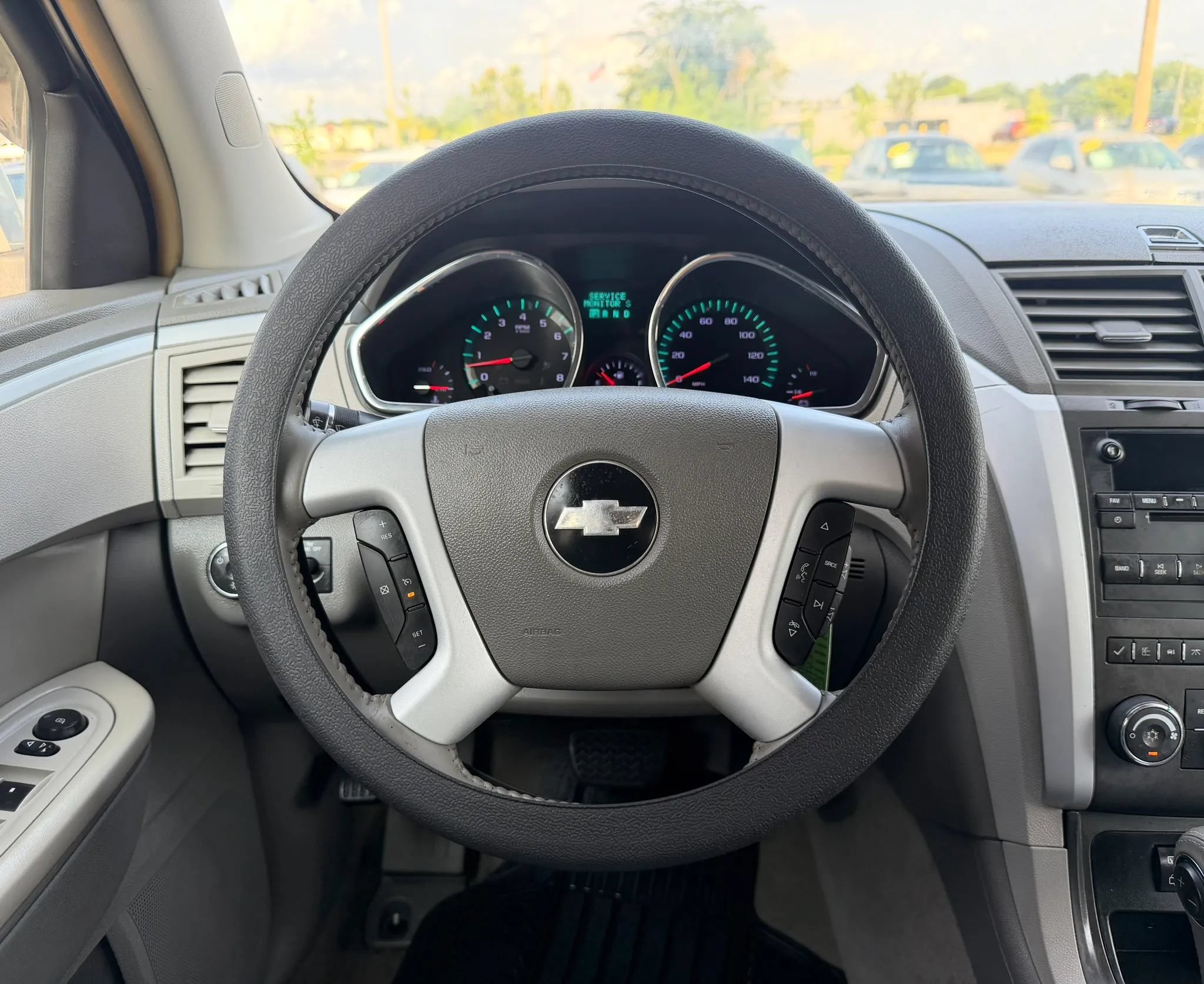 Used 2009 Chevrolet Traverse LT AWD/4WD image 12