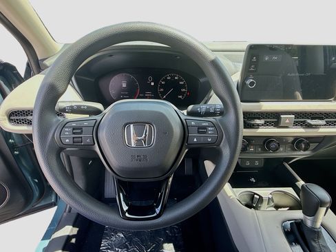 New 2027 Honda HR-V LX image 10