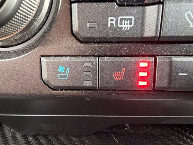 Used 2018 Ford F150 Raptor w/ Equipment Group 802A Luxury AWD/4WD image 42