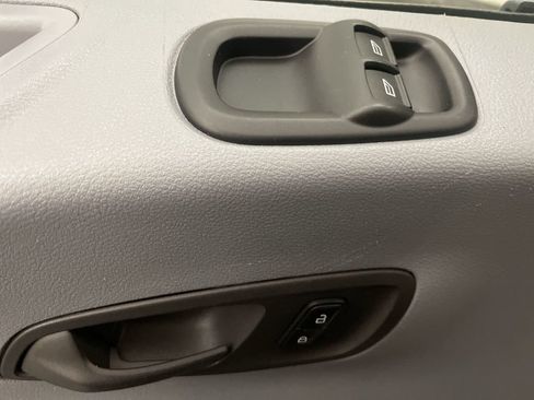Used 2019 Ford Transit 350 XLT RWD image 14