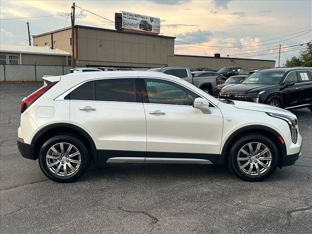 Certified 2023 Cadillac XT4 Premium Luxury w/ Cold Weather Package AWD/4WD image 14