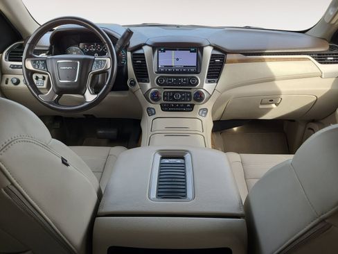 Used 2020 GMC Yukon Denali w/ Open Road Package AWD/4WD image 10