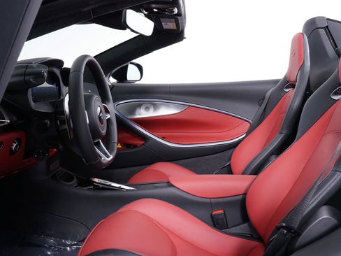 New 2026 McLaren Artura Spider image 4