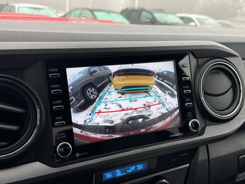 Used 2022 Toyota Tacoma TRD Sport image 21