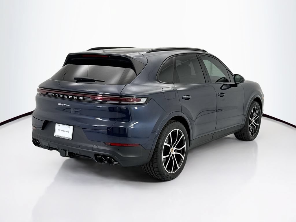 Used 2026 Porsche Cayenne AWD/4WD image 7
