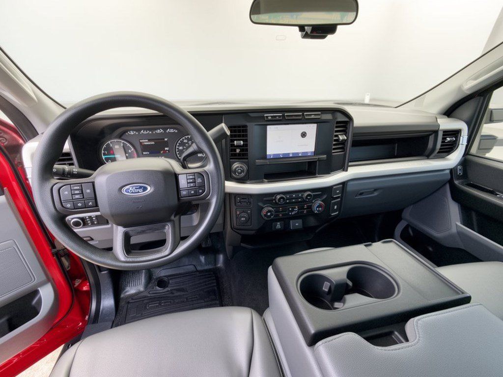 Used 2023 Ford F350 XL w/ 360-Degree Camera Package AWD/4WD image 17