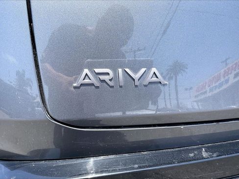 Used 2023 Nissan Ariya AWD image 8