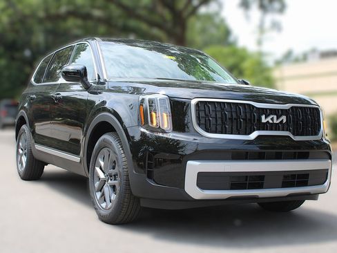 New 2025 Kia Telluride LX image 3
