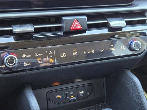 New 2026 Kia Sportage EX image 14