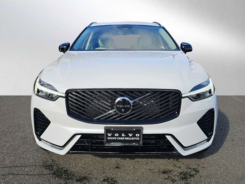 New 2026 Volvo XC60 B5 Ultra w/ Protection Package Premier image 8