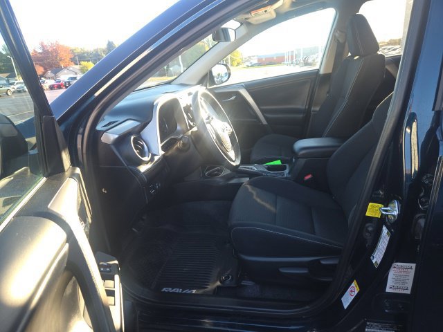 Used 2017 Toyota RAV4 XLE w/ Plus Extra Value Package FWD image 18