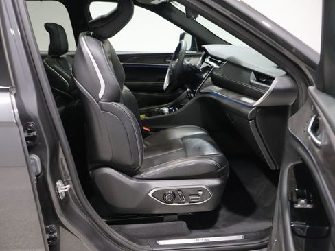 Certified 2023 Jeep Grand Cherokee L Overland w/ Luxury Tech Group IV AWD/4WD image 24