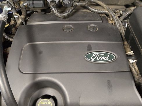 Used 2014 Ford Edge SE FWD image 30