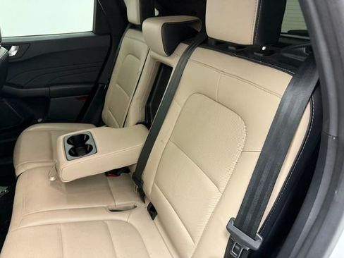 Used 2021 Ford Escape SEL image 11