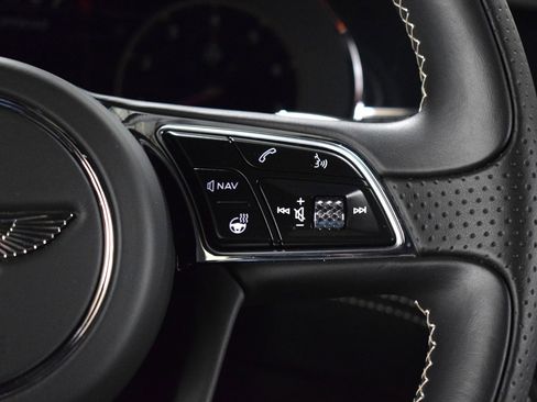 Certified 2020 Bentley Flying Spur W12 image 29