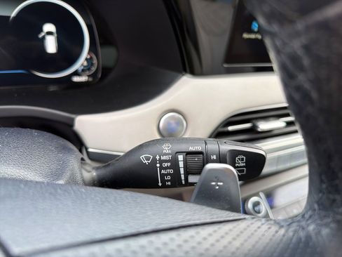 Used 2022 Hyundai Palisade Calligraphy image 42